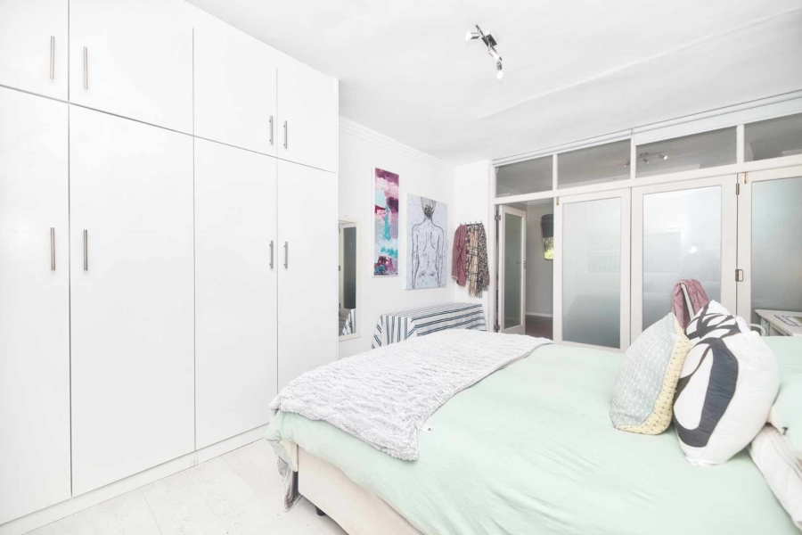 6 Bedroom Property for Sale in Northcliff Western Cape